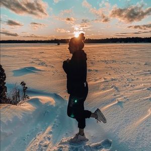 Meet your Posher, Victoria